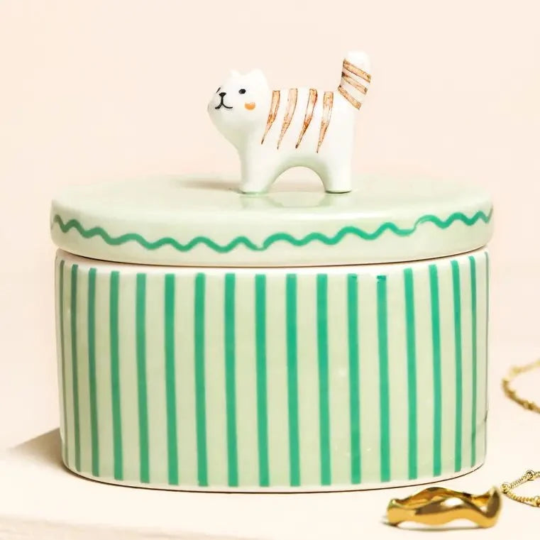 Thoughtful Gifts for Pet Lovers (They'll Actually Use)