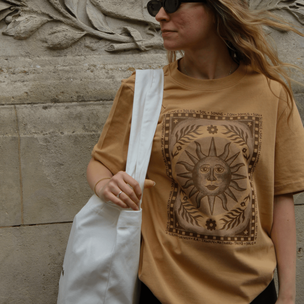 Sun Graphic T-Shirt - Lucy and Lola Shop